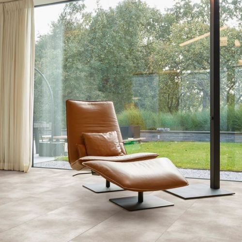 Revêtement vinyle imitation carrelage clair