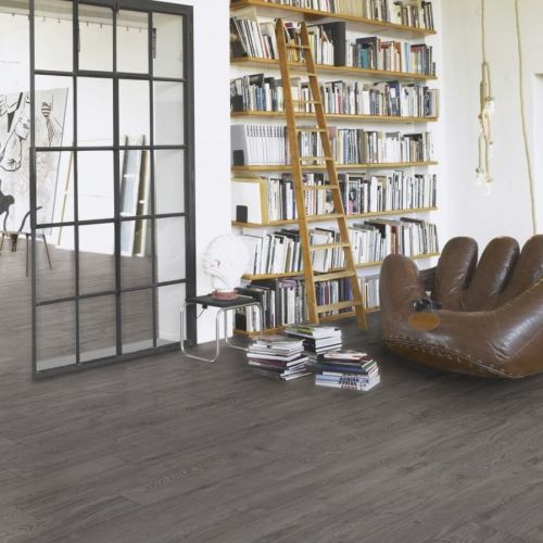 Revêtement stratifié aspect Chêne grisé foncé