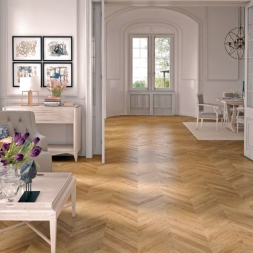 Revêtement stratifié aspect Chêne naturel avec pose en Point de Hongrie