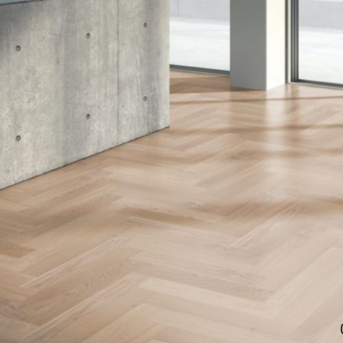 Parquet en Chêne contrecollé Bâton Rompu, vernis mat