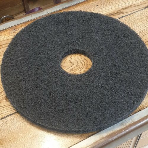 Pad monobrosse pour fixation d'abrasif