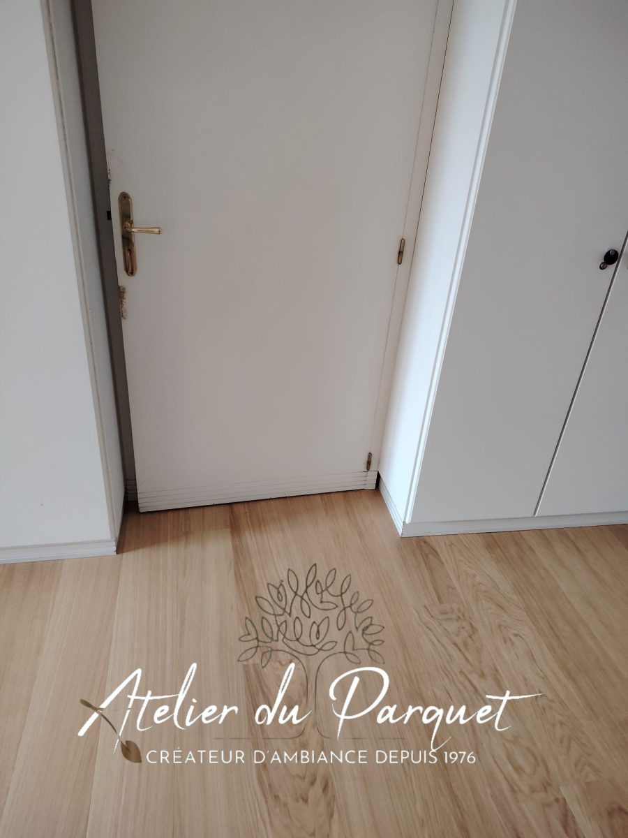 Parquet contrecollé en Chêne, vernis mat