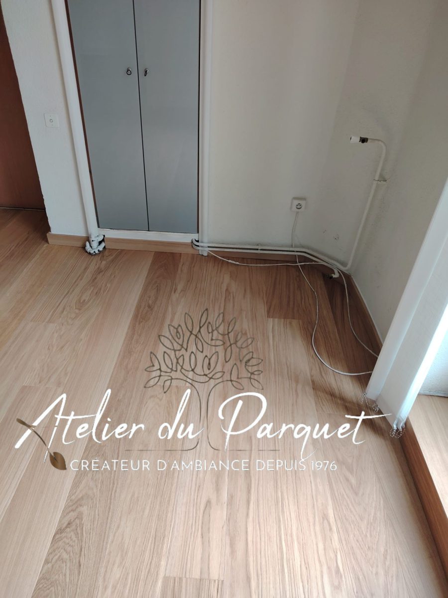 Parquet contrecollé en Chêne, vernis mat