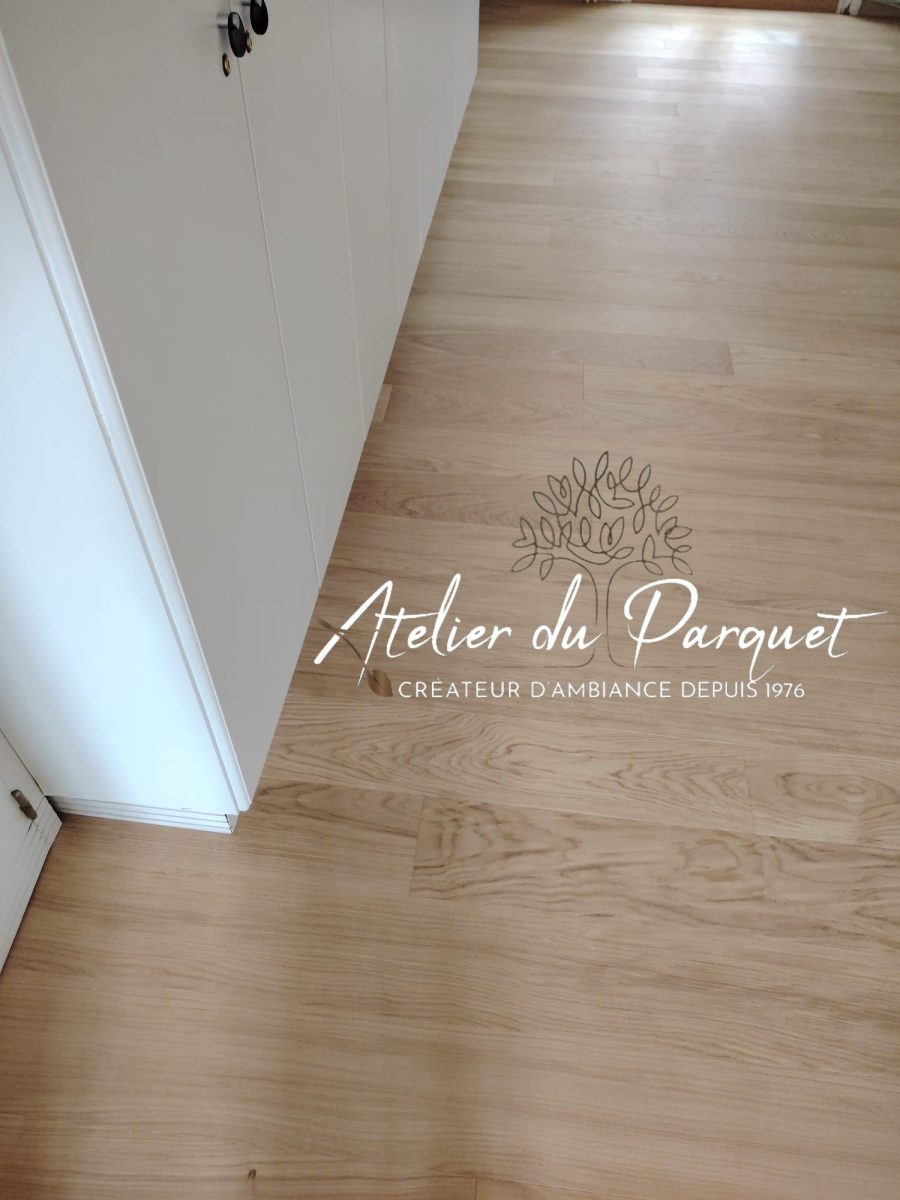 Parquet contrecollé en Chêne, vernis mat
