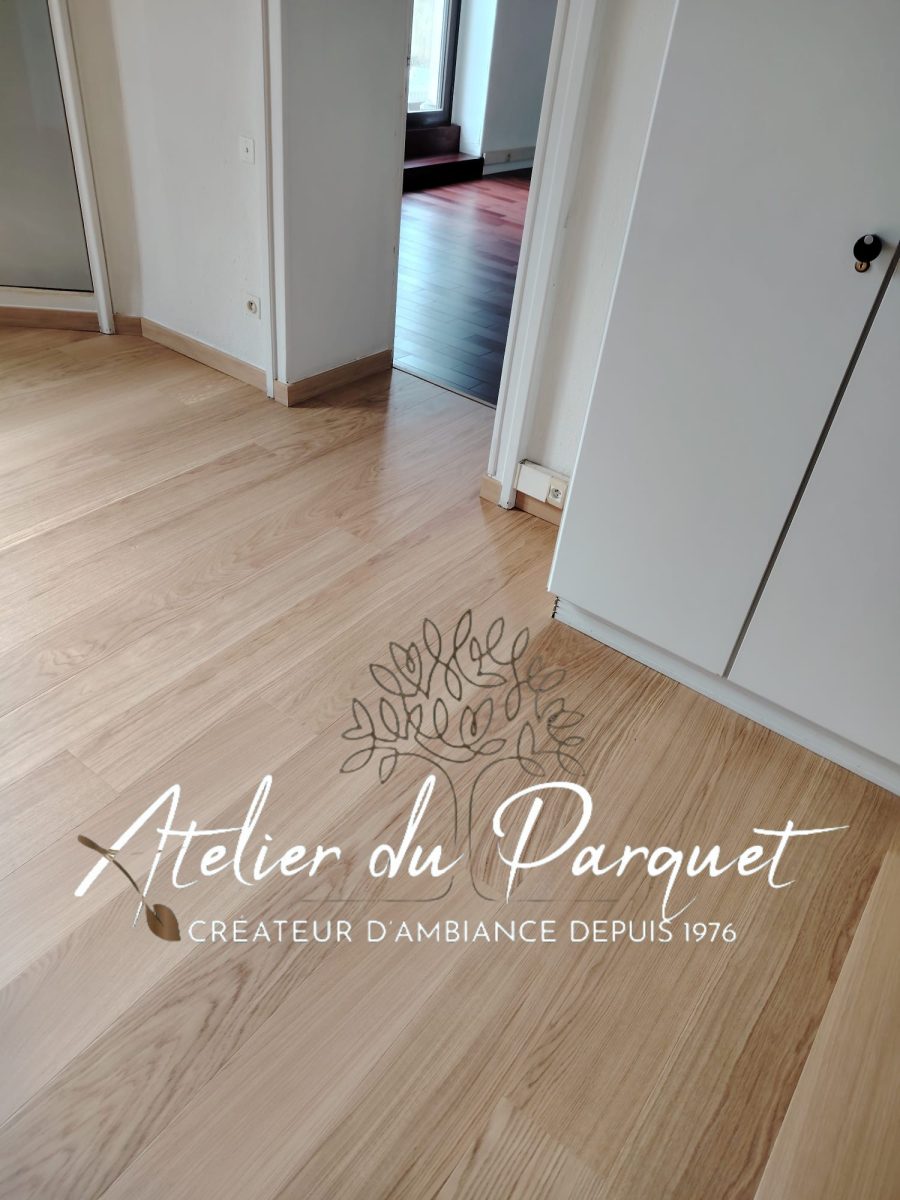 Parquet contrecollé en Chêne, vernis mat
