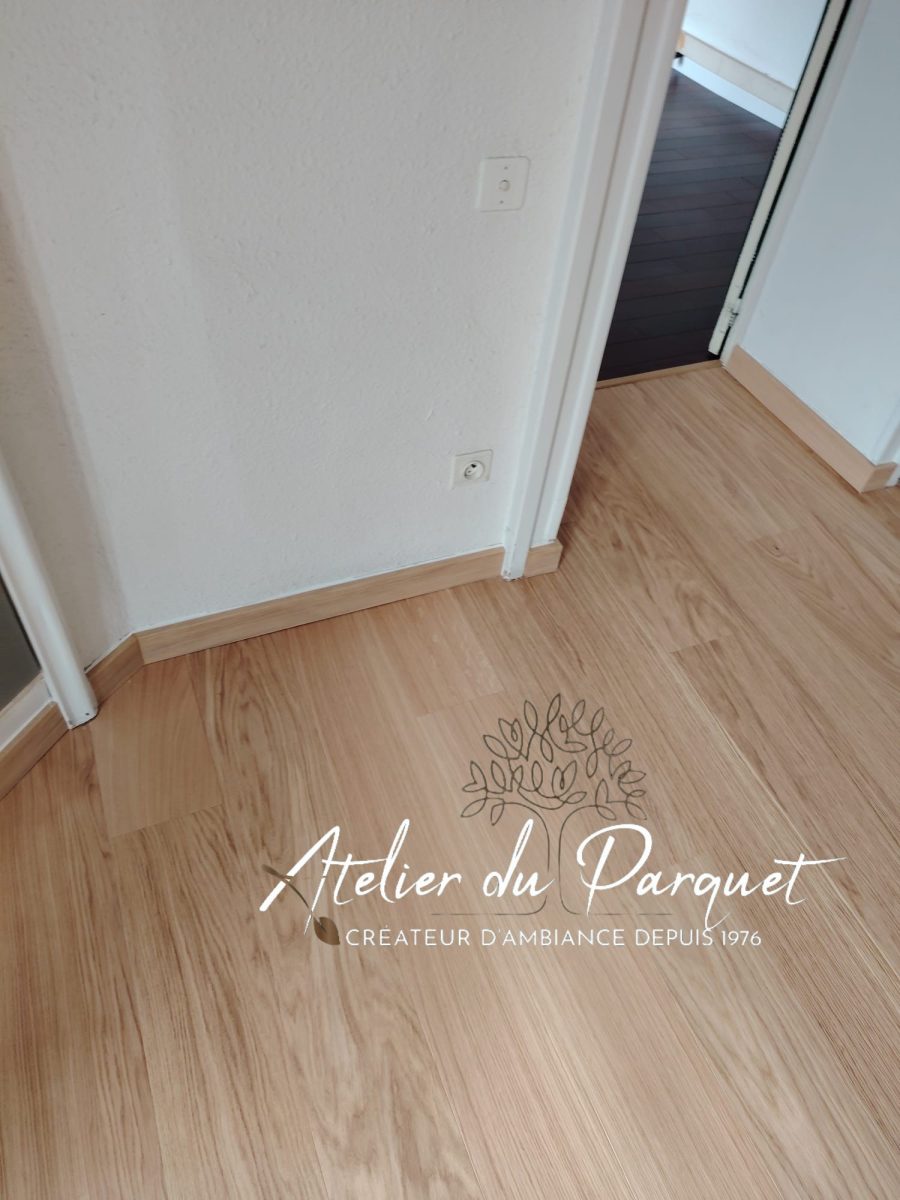 Parquet contrecollé en Chêne, vernis mat